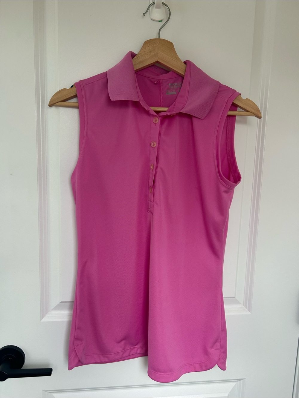 Nike Sleeveless Dri Fit Golf Shirt